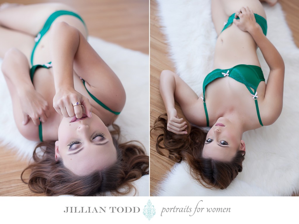 boudoir photography floor pose 